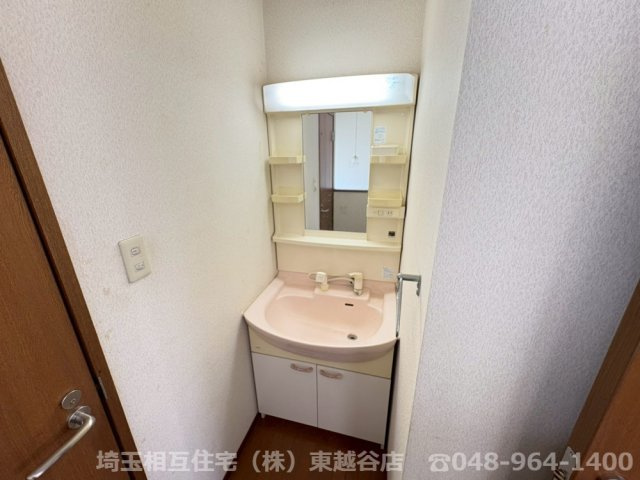 2F洗面台　いつでもご内覧可能です！　ご見学の際は埼玉相互住宅（株）東越谷店までお気軽にご連絡ください！