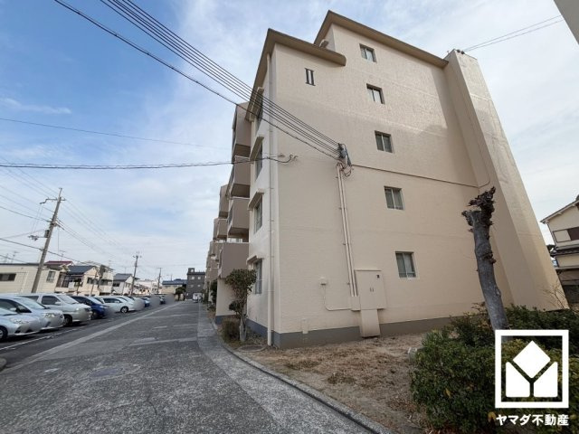 全居室6帖のゆとりある居住空間?で、広々お使いいただけます。