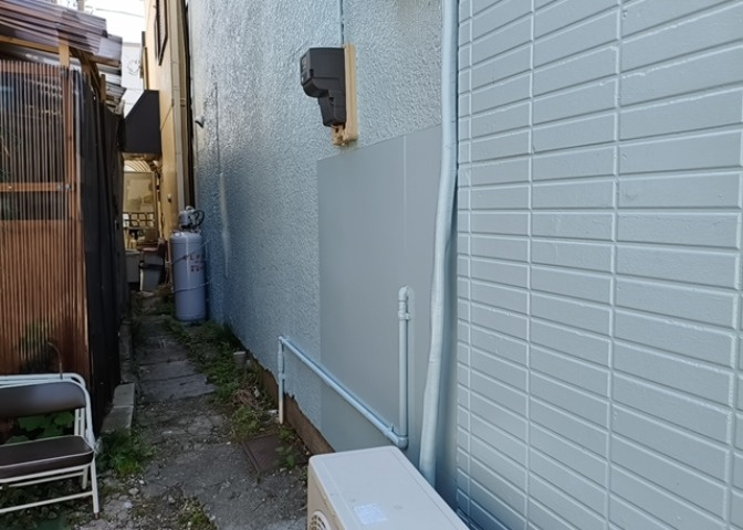 省エネ給湯器とは従来型の給湯器より熱効率が高く、少ない燃料でたくさんのお湯を沸かすことが出来る高効率な給湯器のことを指します。また、省エネ給湯器には種類があり、利便性や効果なども様々です。