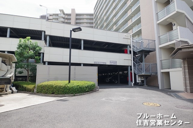 敷地内にある駐車場です！