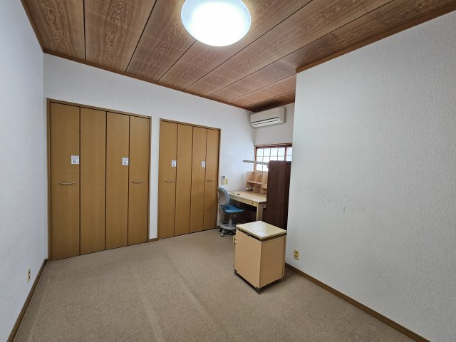 2階洋室（リフォーム履歴あり）