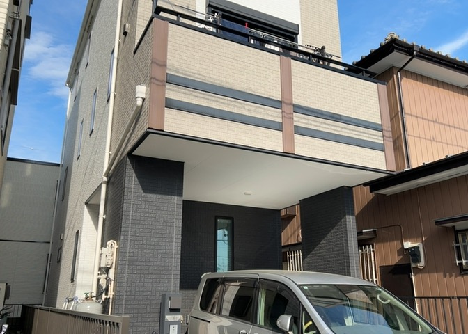 隣家の土地はどうなっているのか、生活利便施設が近くにあるのか、学校まで近いかなど、お客様のライフスタイルにあわせたイメージが重要です。また、近くにあると困る施設が近くにないかも確認するといいでしょう。