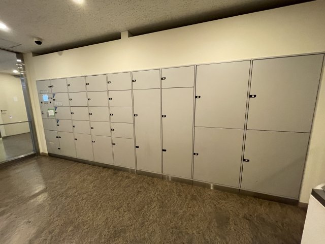 宅配ボックス付きで、忙しい方の荷物受け取りもスマートに。　