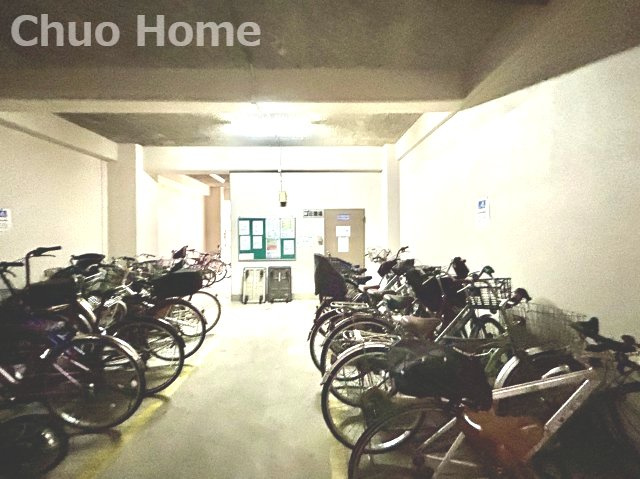 【自転車置き場】最新の空き状況や費用などの詳細は担当スタッフまでお問い合わせください。