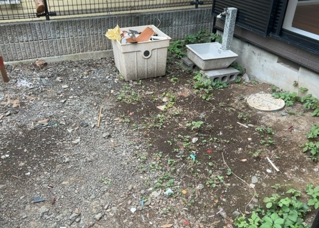 庭があることでガーデニングや家庭菜園はもちろん、こどもの遊び場やペットを放して遊ぶことができます。また、家の周囲に余裕があるということです。隣地との間があれば、十分な日当たりと、風通しが確保できます。