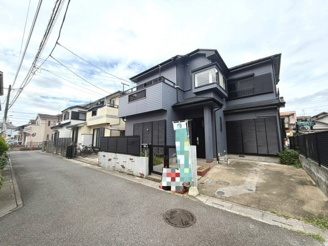 南道路に面し陽当り良好！全室6帖以上・全居室に収納がある4LDK！1階に水回りの集中した家事ラク動線です！