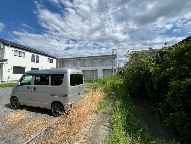 765.47平米ある大きな土地が魅力です。一級建築士による無料の間取り作成も承ります。お気軽にお問い合わせください。