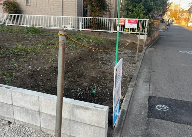 人が暮らすうえで日光は大切な要素となります。日当たりの良さは譲れないポイントですね。併せて近くに大きな建築物の建築予定がないか、あるいはそれが可能な土地が近くにないか事前に確認することもお勧めします。