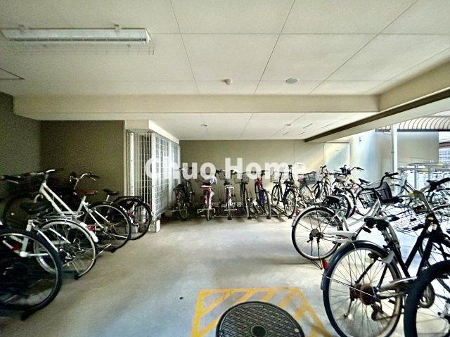 【自転車置き場】最新の空き状況や費用などの詳細は担当スタッフまでお問い合わせください。