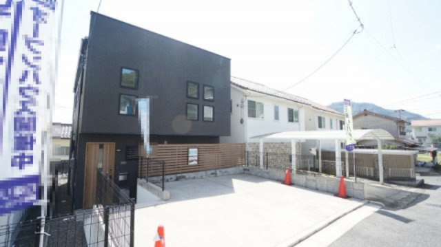 外観：334000240424