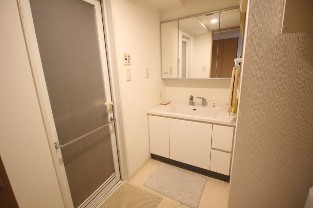 室内も状態良好。そのままでもお住まいになれるクオリティてす。ご見学の際はお気軽に申し付けください。