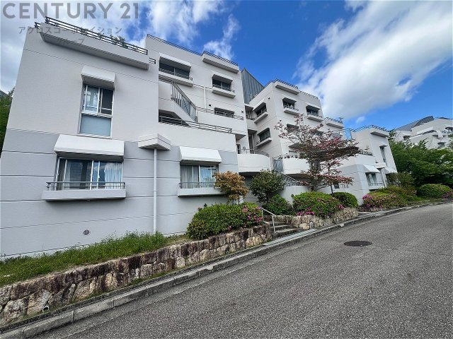 鉄筋コンクリート造5階建て