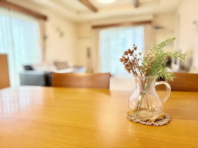 遮光面も広く、明るい室内です。