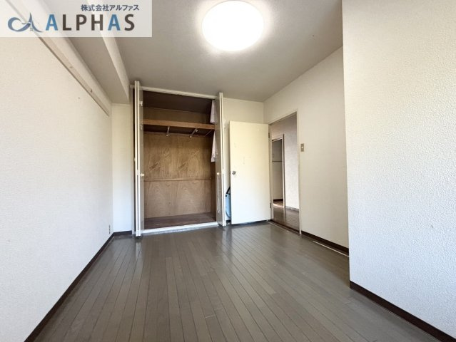 各居室に収納がありお部屋がスッキリと片づきます♪