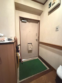 ウォッシュレット付きのお手洗い