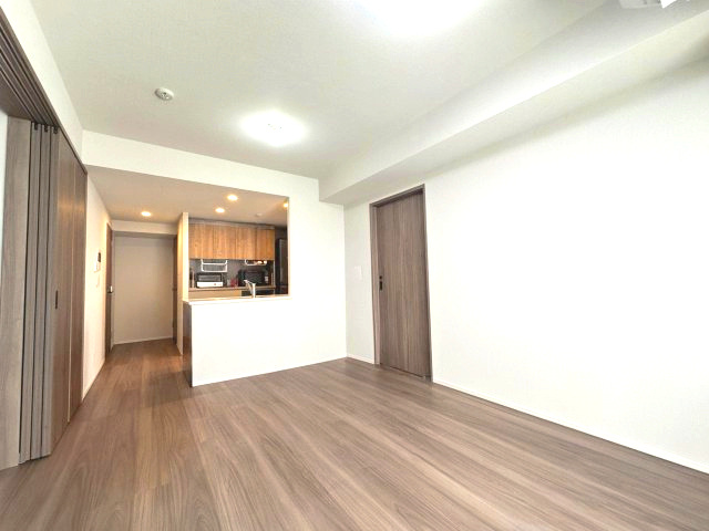 本画像は入居者様の家具をCGで消した画像であり、現況と異なる可能性がございます。
