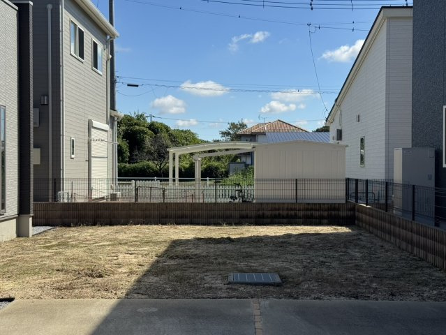 バーベキューやガーデニング、家庭菜園、ドックランなどにも♪駐車スペースとしても使えます。
