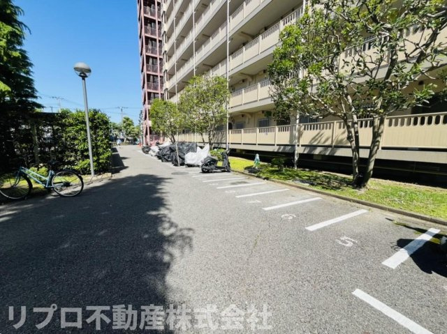 バイク置き場です
