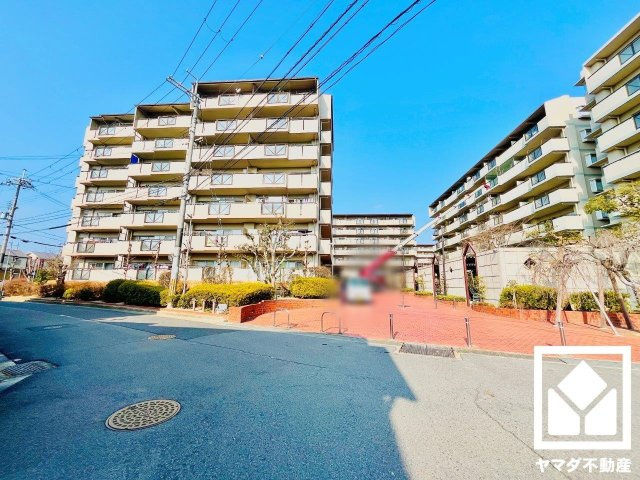 外観：326000228012