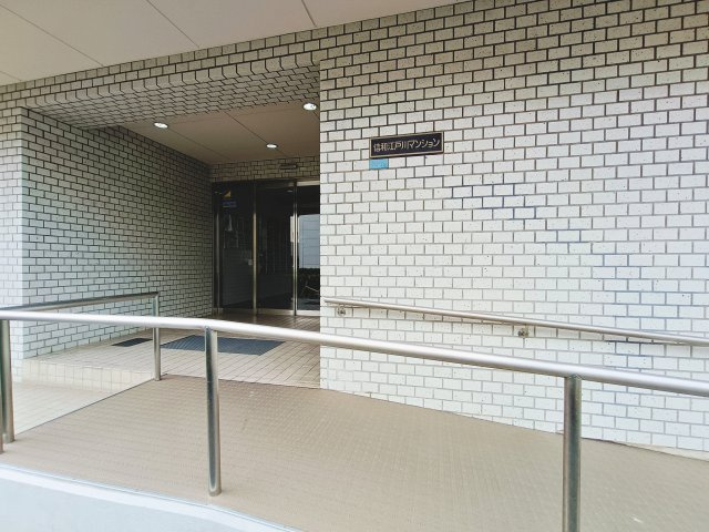 【エントランス】
