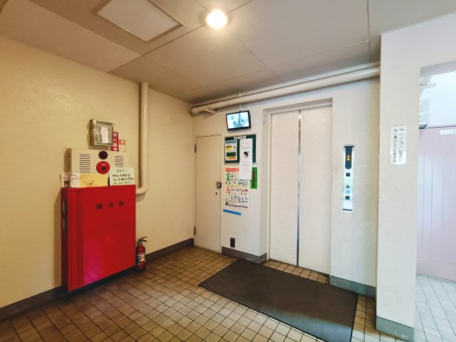 【エレベーター】