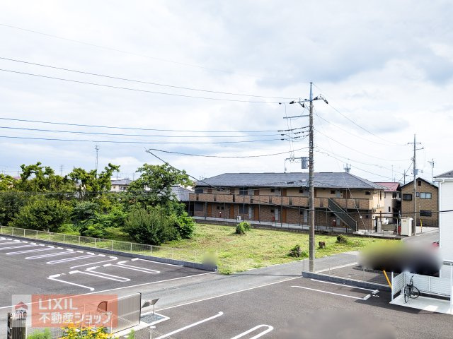 バルコニーからの眺望です。閑静な住宅地です。