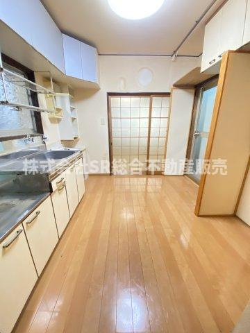 リフォームや住宅ローン・東大阪市の不動産の事なら弊社にお任せ下さいませ！　各地域の特徴・グルメ・裏道やその他、細かい情報等も熟知した　東大阪市出身のスタッフが新生活を送るお客様をサポート致します！