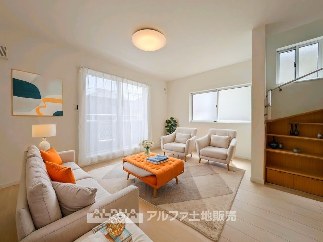 ※家具等はCGによるイメージです。家具小物は販売価格に含まれません。　【Bright　Living】　◆家具選びも楽しめる◆LDKは、インテリアの組み合わせで自分好みの空間づくりが可能。