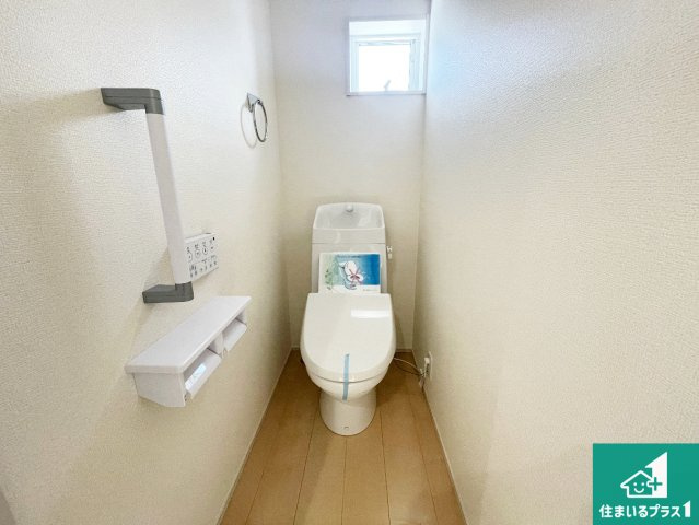 1・2階の2ヶ所にあるので、朝の忙しい時間の順番待ちもなく、深夜の利用にも大変便利です。