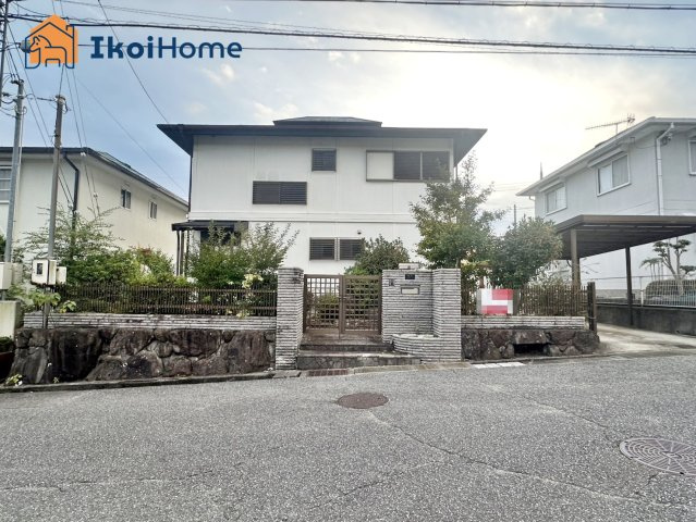 ●資料・カタログのご請求無料●狩場台小学校まで徒歩7分、櫨谷中学校まで徒歩11分で通学に便利な立地！