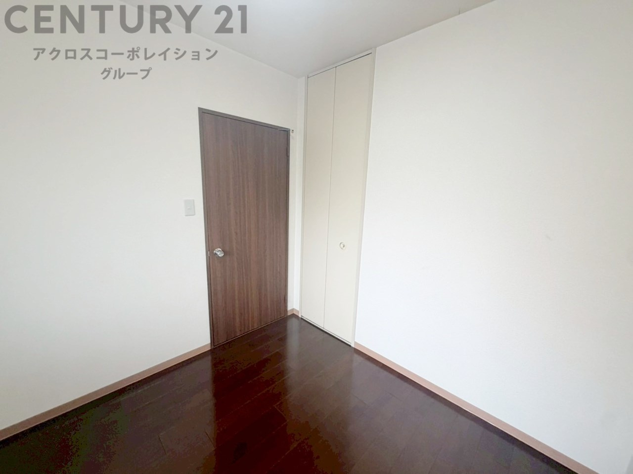 創造性や成長を促す遊びの空間を提供。学習や趣味に集中できる環境を整えます。個別のプライベートスペースは自己表現と自立心を育み、心地よい睡眠環境を整えリラックスできる場所を提供。　