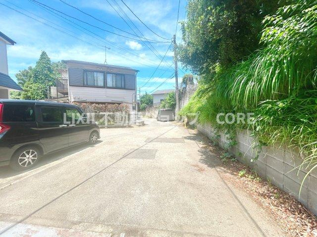 閑静な住宅地で子育て家族にピッタリ。ゆとりある住環境が整っています。