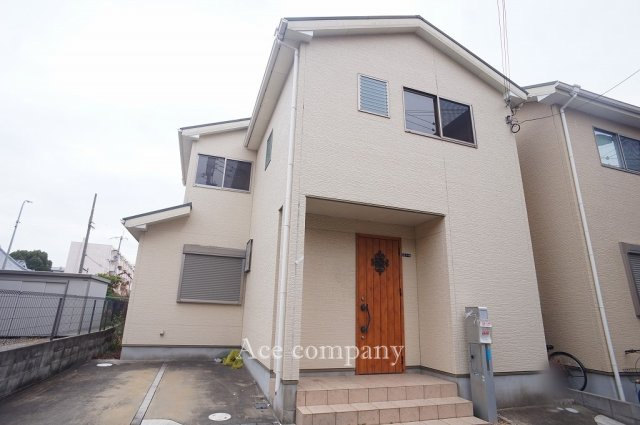 外観：327002234225