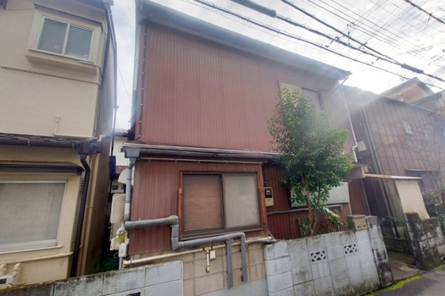 バス便多く、通勤通学に便利な立地