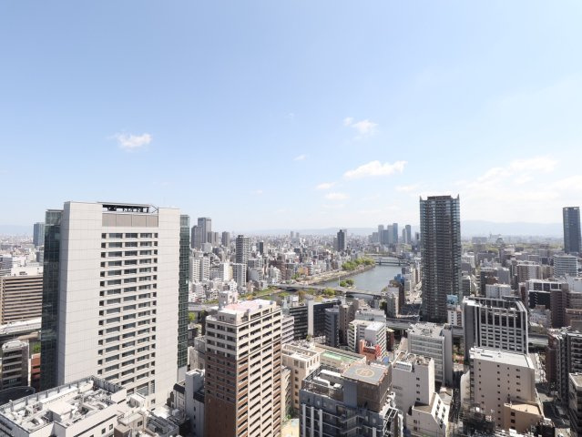 【バルコニーからの眺望】32階からの眺望！高層階につき見渡しも良好です◎