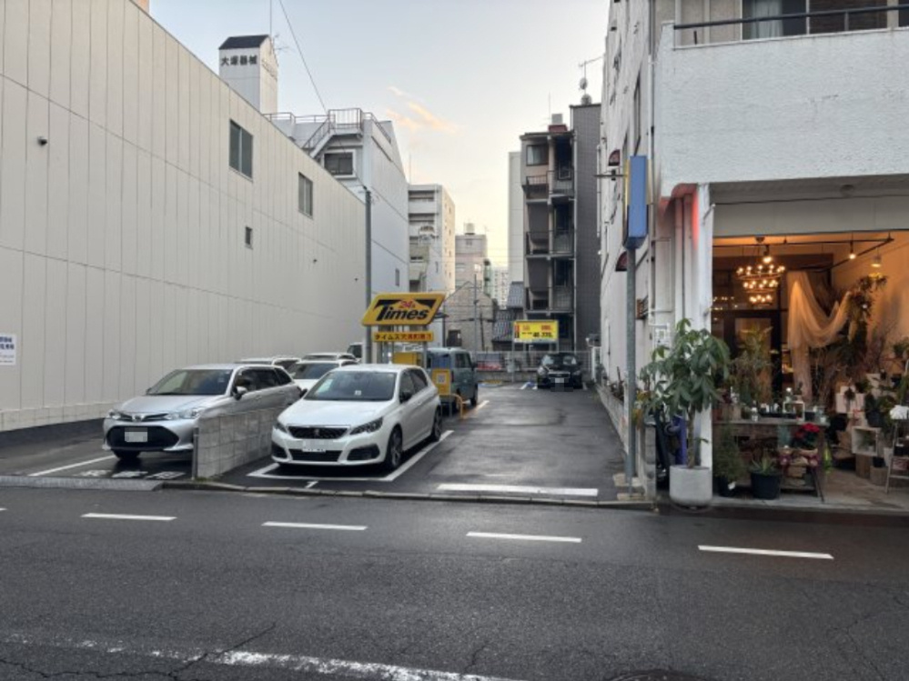 外観：334000222000