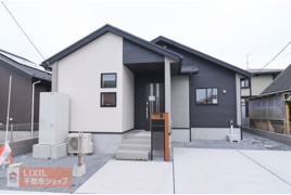 ブルーミングガーデン宇都宮市花房3丁目2期　2号棟の外観