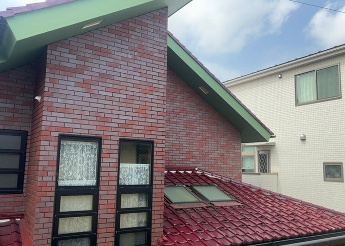 眺望を気にして物件を探す場合、前面に建物が建っていないか現地で確認しましょう！前面に建物があると景色はもちろん、日当たりや風通しにも影響が出てきます。住んだ時のことを想像しながら現地見学をしましょう。