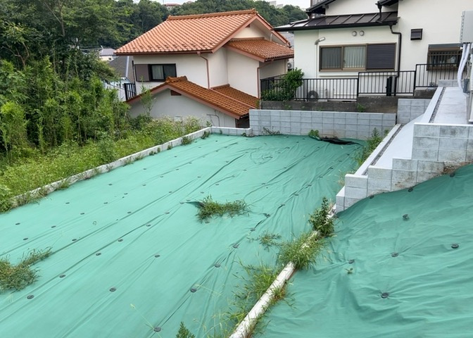 隣家の土地はどうなっているのか、生活利便施設が近くにあるのか、学校まで近いかなど、お客様のライフスタイルにあわせたイメージが重要です。また、近くにあると困る施設が近くにないかも確認するといいでしょう。