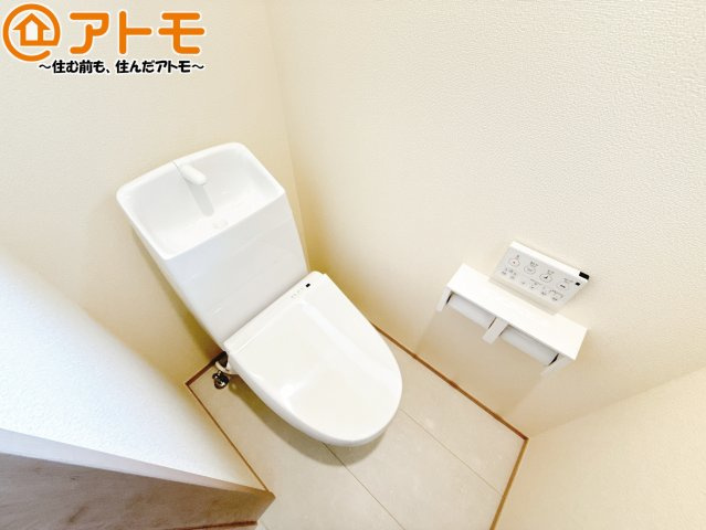 毎日使うトイレだからこそ機能性を重視したいですよね！温水洗浄便座で快適な時間をお過ごしください♪