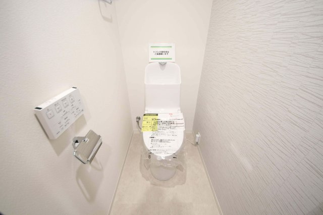 いつもきれいでさわやか、お掃除の手間を省いて楽々ウォシュレットトイレです
