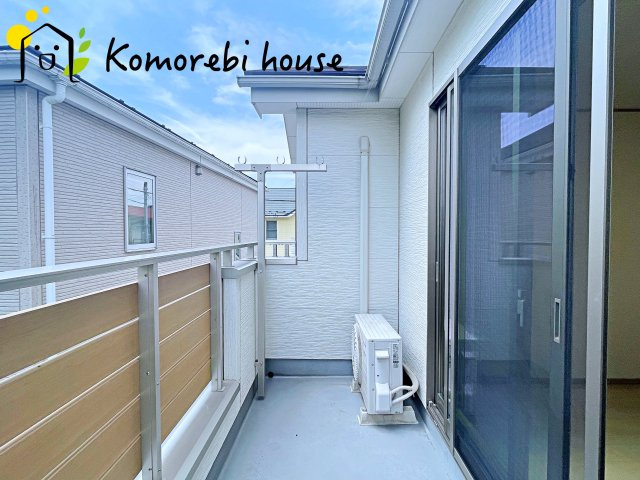 陽当たり良好なバルコニーです