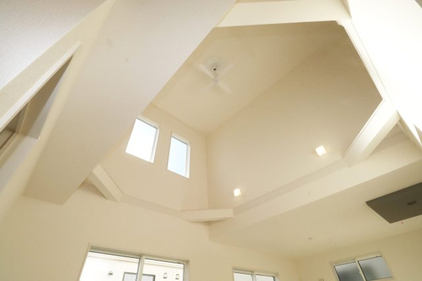 【郡山市芳賀3丁目 7号棟 芳賀小学校、郡山第4中学区の居間】