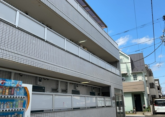 景色重視でお家選ぶをするとスーパーが遠い！学校が遠い！など生活をするうえで利便性で困ることもあります。まず一度現地を見学する際に、周辺の施設などがあるかを確認し、暮らし始めた後のことを想像しましょう。