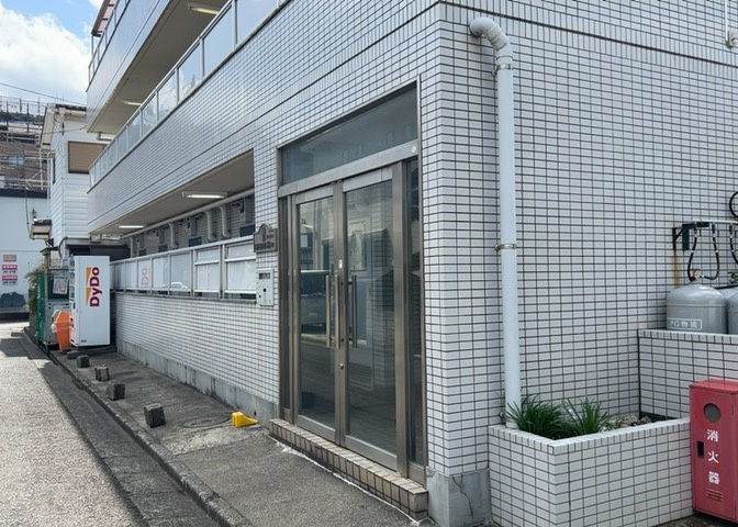 ＳＲＣ造は強度や耐震性の面でもRC造と比べて優れています。そのため、10階建以上の高層または超高層マンションなどの建築にも多く採用されています。柱や梁などのサイズが小さくても高い耐震性を確保できます。
