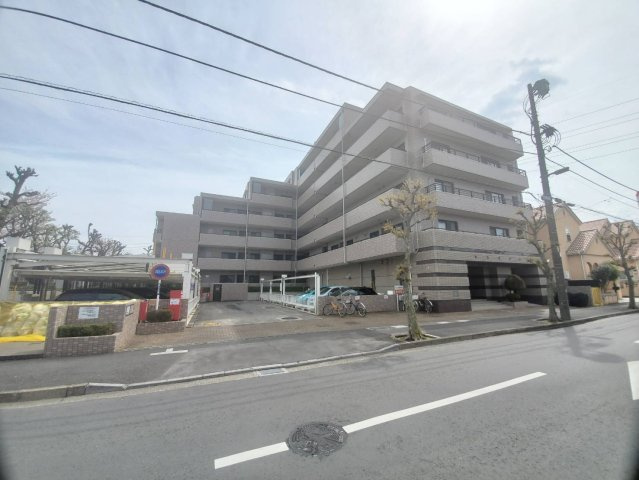 サーパス谷塚