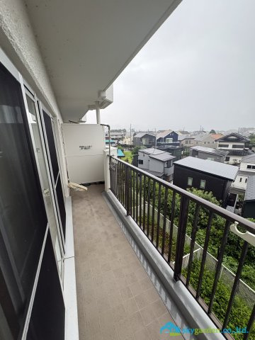 陽当たり良好なバルコニーです