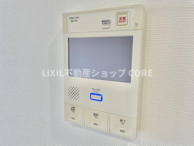 ＴＶモニター付インターホンでセキュリティ面にも配慮。小さなお子様のお留守番でも安心なアイテムです。　