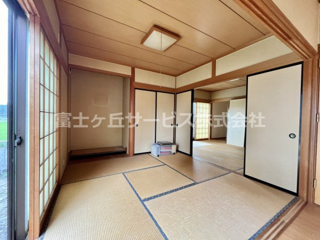 LDK横の和室　畳4.5帖