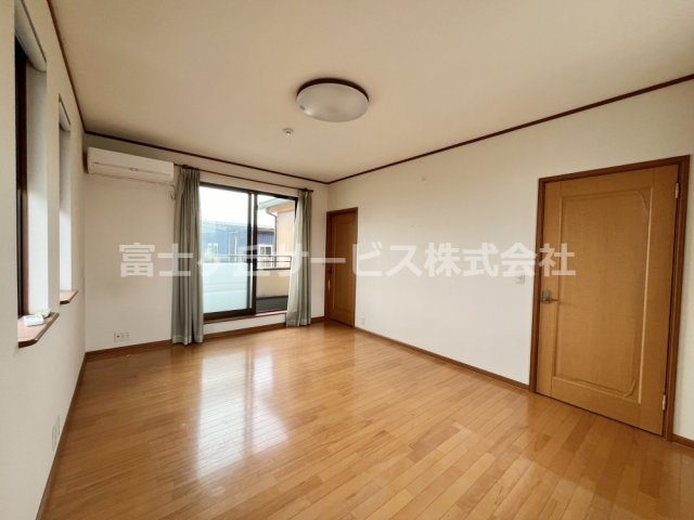 寝室10.8帖